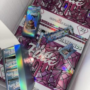 V2 Fade 2G Disposable with Pre-Roll & Gummies